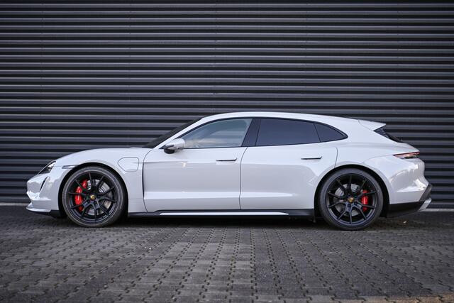 Porsche Taycan Turbo Sport Turismo - Krijt - Display - Sport Sound