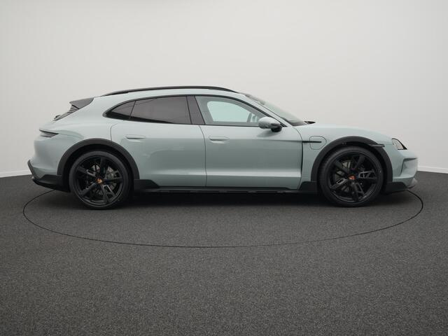 Porsche Taycan 4 Cross Turismo