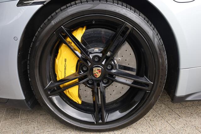 Porsche Taycan Turbo S 761pk Panoramadak/Burmester/SportChrono