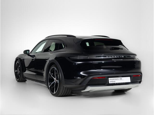 Porsche Taycan 4S Cross Turismo