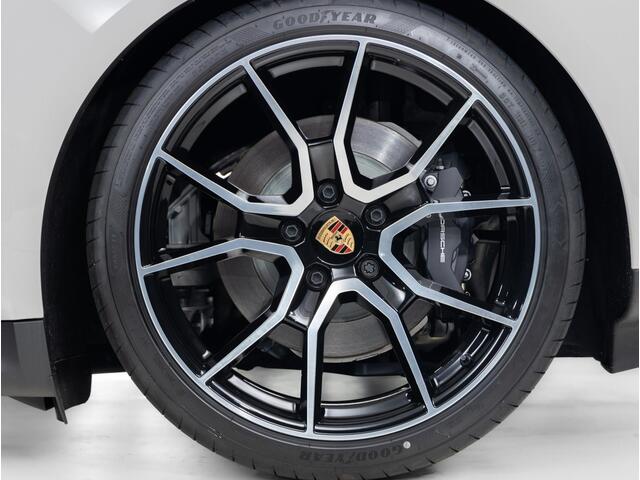 Porsche Taycan Sport Turismo