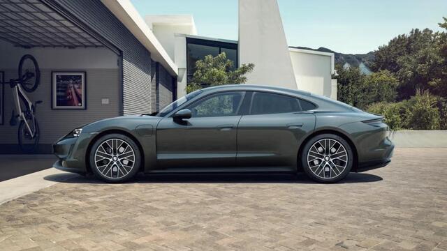 Porsche Taycan 