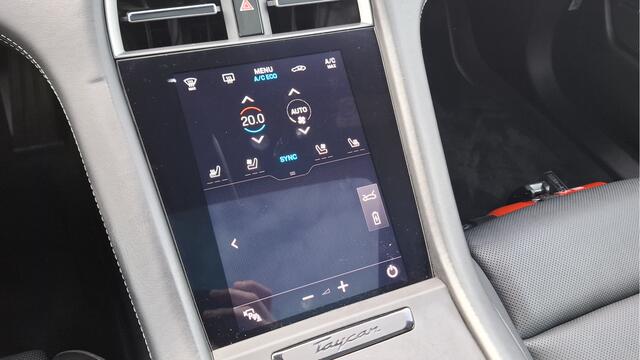 Porsche Taycan 4S | Warmtepomp | 93,4 kWh Accu | Navigatie/Android/Apple Carplay | LM Velgen 21" | Panoramadak | Rondomzichtcamera | Stoelen Voor Verwarmd/Geventileerd/Massage |