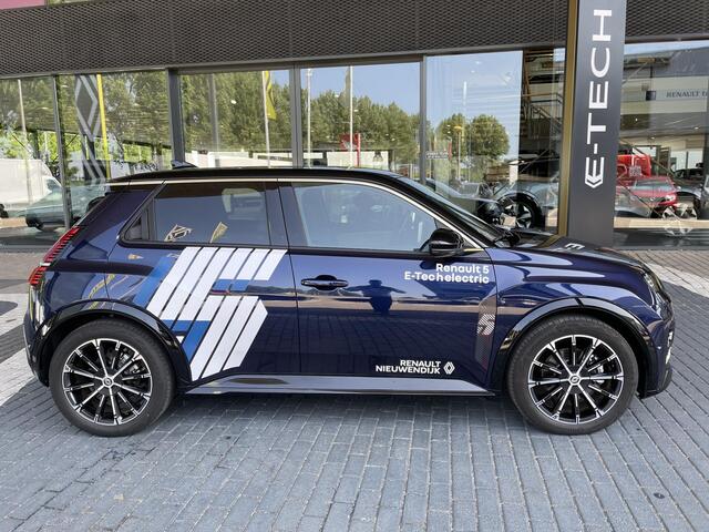 Renault 5 comfort range iconic cinq 52 kWh Renault 5 iconic cinq 52 kWh