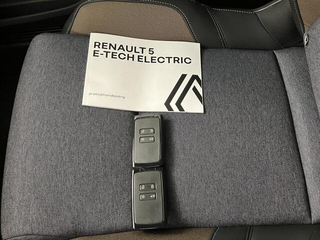 Renault 5 urban range techno 40 kWh / ¤1000,- Renault Korting / Pack Winter / Pack Easy Driving Assist /