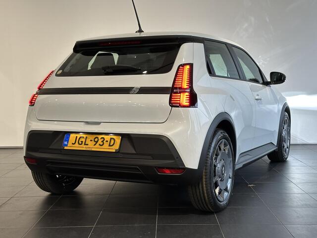 Renault 5 urban range evolution 40 kWh | DIRECT LEVERBAAR! | APPLE CARPLAY & ANDROID AUTO | PARKEER SENSOREN ACHTER