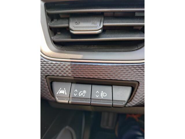 Renault Arkana 1.6 E-Tech Hybrid 145 Zen / CLIMATE CONTROL / APPLE & ANDROID CARPLAY / TREKHAAK / KEYLESS ENTRY