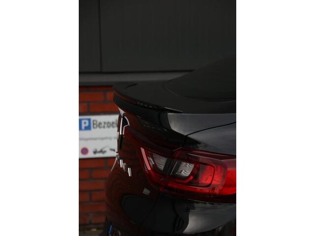 Renault Arkana 1.3 TCe 140PK | panorama | digital dash |