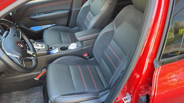 Renault Arkana E-Tech Hybrid 145 R.S. Line | Eerste eigenaar | Adaptieve cruise control | Wegklapbare trekhaak | Dealer onderhouden |