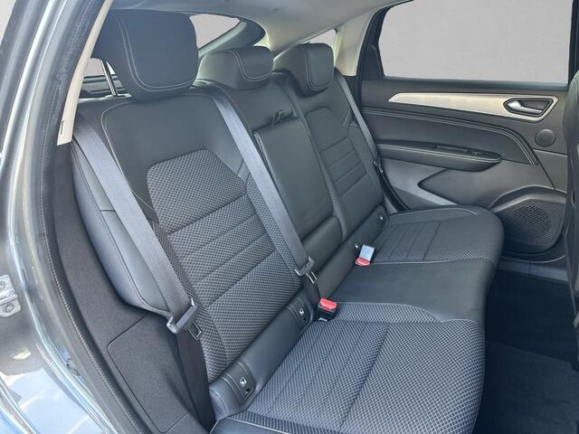 Renault Arkana 1.6 E-Tech Hybrid 145 Intens CRUISE / PDC / CAMERA / NAVI / CLIMATE