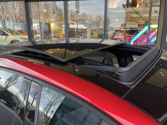 Renault Arkana 1.6 E-Tech Hybrid 145 R.S. Line / TREKHAAK / PANORAMADAK / PACK LOOK / RONDOM CAMERA