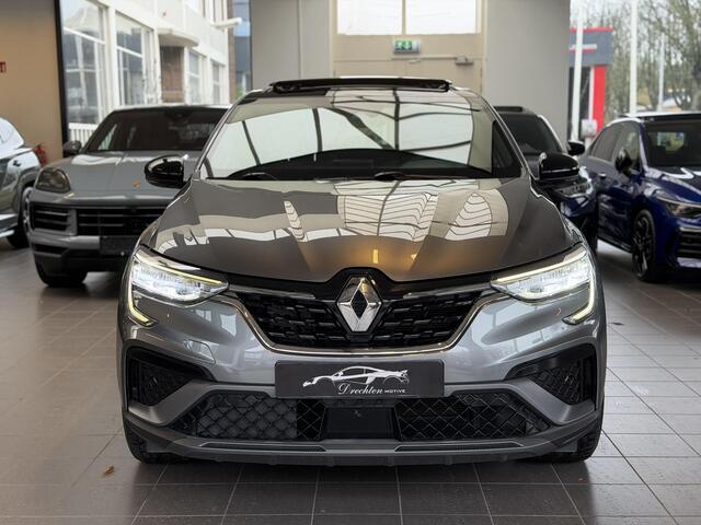 Renault Arkana 1.6 E-Tech Hybrid R.S. Line / Pano / Cam / Keyless