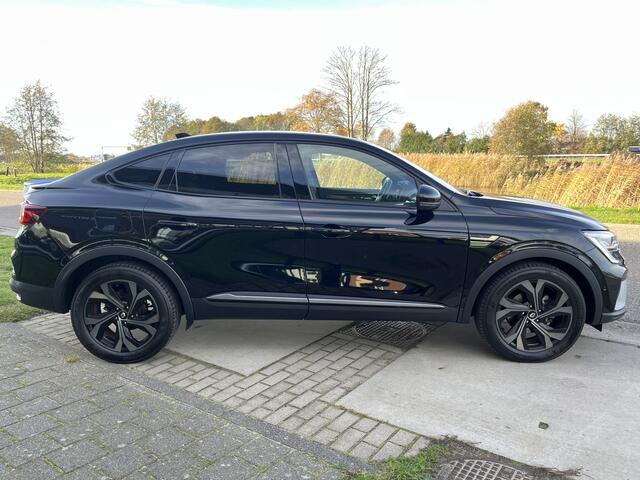 Renault Arkana 1.6 E-Tech hybrid 145 PK E-Tech engineered / Stoelverw. + Stuurverw. / Apple Carplay - Android Auto / Keyless / 18'''LMV /