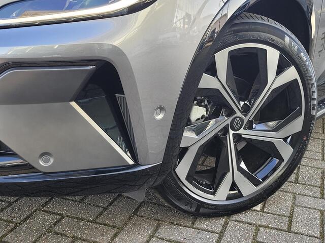 Renault Austral 1.3 Mild Hybrid 160 X-tronic Techno Esprit Alpine | Panoramadak | Beschikbaar per 06-2025