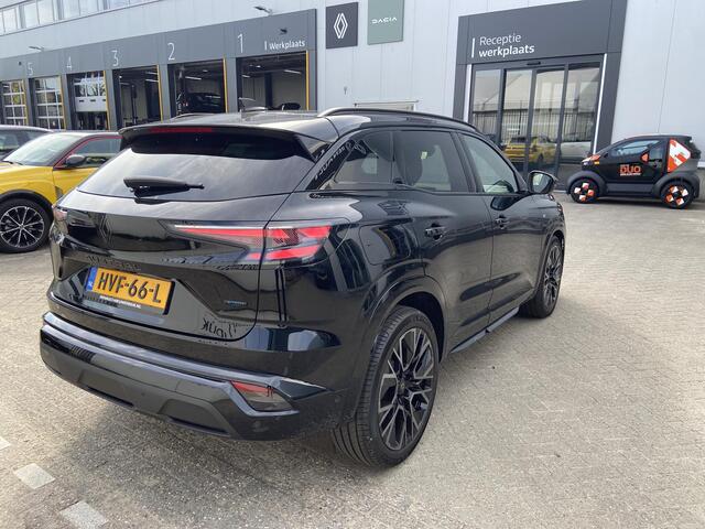 Renault Austral 1.2 E-Tech full hybrid 200 iconic esprit Alpine / PACK AROUND VIEW CAMERA / PACK LIGHT & SOUND DEMO voertuig vraag naar de beschikbaarheid