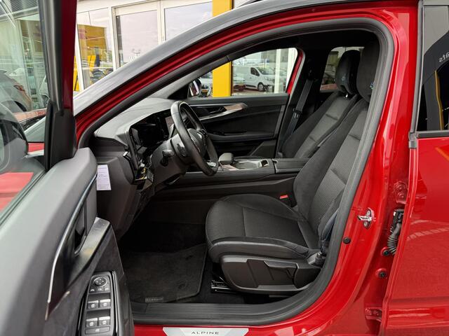 Renault Austral 1.2 E-Tech full hybrid 200 techno esprit Alpine | Trekhaak | Google Maps geïntegreerd | Cruise adaptief | Achteruitrijcamera | LED | Key-less | Elektrische achterklep | Lichtmetaal 20'' |