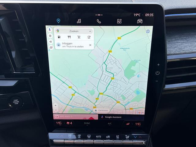 Renault Austral 1.2 E-Tech full hybrid 200 techno Automaat / Dealer onderhouden / 1.500 kg trekgewicht / Elektrische klep / Navigatie / Apple Carplay Android / 19" LM wielen /