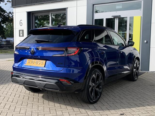 Renault Austral 1.2 E-Tech full hybrid 200 iconic esprit Alpine | Panoramisch glazen dak | Harman Kardon | 4CONTROL | Head-up display | Matrix LED | Trekhaak afneembaar