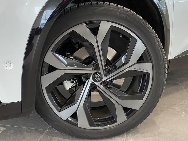 Renault Austral 1.2 E-Tech full hybrid 200 techno esprit Alpine | TREKHAAK |