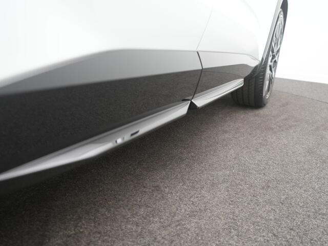 Renault Austral E-Tech Full Hybrid 200 Iconic Esprit Alpine - RIJKLAARPRIJS - DEMO - Matwit metallic - Adaptive Cruise Control - 360 Graden Camera - Harman Kardon Audio - Panoramadak