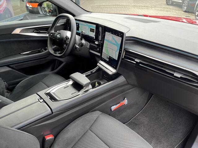 Renault Austral 1.2 E-Tech full hybrid 200 techno esprit Alpine / NAVIGATIE / APPLE CARPLAY / PARKEERSENSOREN + CAMERA /