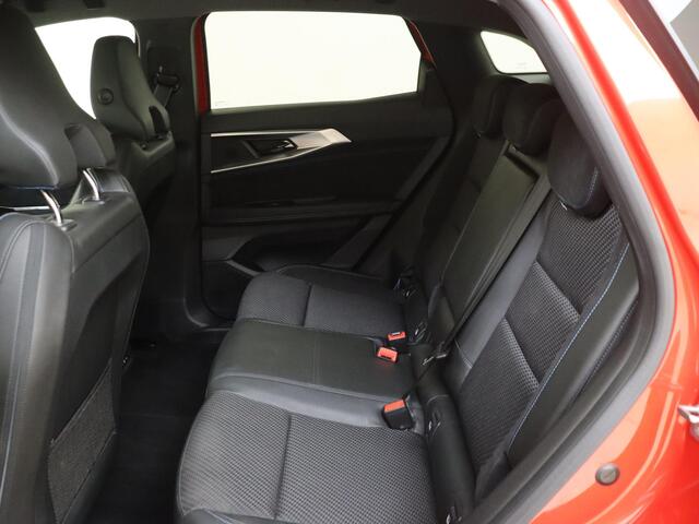 Renault Austral 1.2 E-Tech full hybrid 200PK Techno esprit Alpine | Achterruitrij Camera | Google Navigatie 12" | Dodehoekwaarschuwing | Elektrisch Verstelbare Voorstoelen | Verwarmbare Voorruit