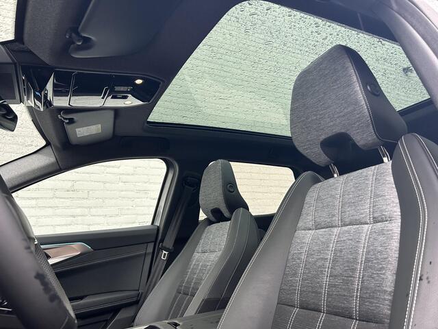 Renault Austral 1.3 Mild Hybrid 160 X-tronic Techno / DEMO / Trekhaak afn. / trekgewicht 1.800 kg / Pack Look / Pack Solid / Pack around view camera / Pack Safety / Panorama dak / Adaptieve Cruise / Massage stoel / elektrische stoel met geheugen / verwarmde voorruit / ve