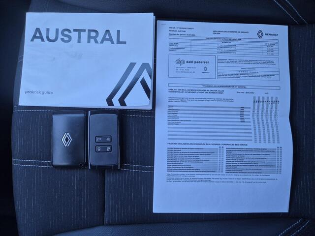 Renault Austral 1.3 mild hybrid 160 techno Automaat / Pack Solid / Trekgewicht 1800 kg / Panoramadak / Apple Carplay Android Auto / Elektrische achterklep / Stuur-, Stoel en Voorruit verwarming / Achteruitrijcamera / Keyless Entry/Start /