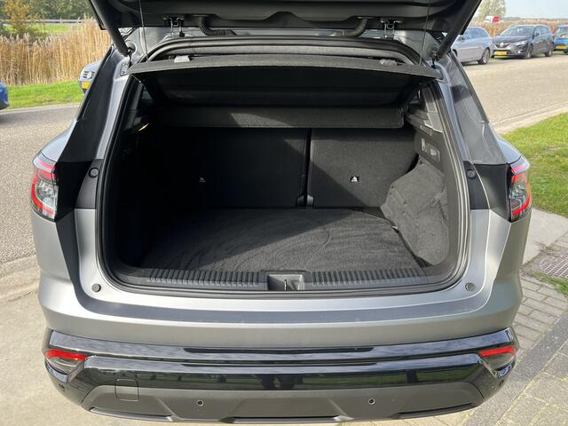 Renault Austral 1.2 E-Tech full hybrid 200 PK / 4-Control / Mat Grijs/ iconic esprit Alpine / Dealer onderhouden / Stoelverw.+ Stuurverw. / Camera 360' / 20'' LMV /