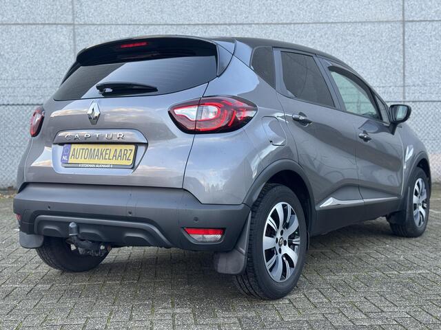 Renault CAPTUR 1.5 dCi Intens TREKHAAK NAVI PDC STOELVERW.
