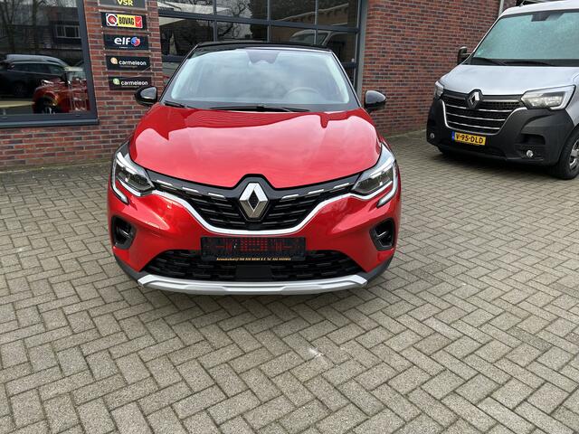 Renault CAPTUR 1.6 E-Tech Hybrid 145 techno