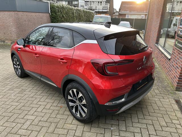 Renault CAPTUR 1.6 E-Tech Hybrid 145 techno