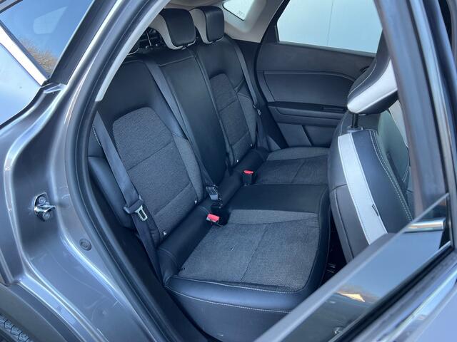 Renault CAPTUR 1.3 TCe 140 Intens EDC AUTOMAAT / NAVI / CAMERA