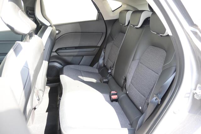 Renault CAPTUR 1.3 TCe 140 Intens | Achteruitrijcamera | Navigatie | 18" LM-Velgen |