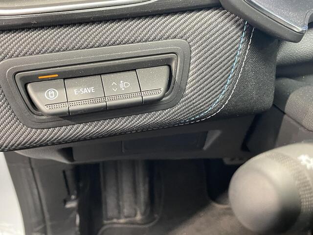 Renault CAPTUR 1.6 E-Tech full hybrid 145 esprit Alpine Renault Captur 1.6 E-Tech Hybrid 145 esprit Alpine