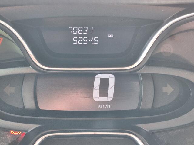 Renault CAPTUR 0.9 TCe Zen Navigatie / Airco / Cruise Control / Centrale vergrendeling