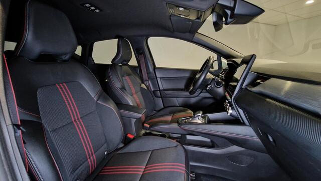 Renault CAPTUR 1.6 E-Tech Plug-in Hybrid 160 R.S. Line | Navigatie