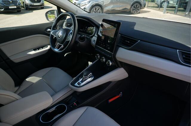 Renault CAPTUR 1.6 E-Tech Plug-in Hybrid 160 Initiale Paris