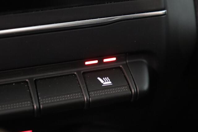 Renault CAPTUR 1.3 160 Pk techno Automaat | Camera | Adaptieve Cruisecontrole | Navigatie | Stuur en stoel verwarming | LED |