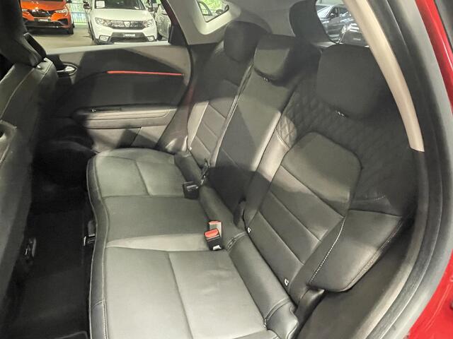 Renault CAPTUR 1.3 mild hybrid 160 iconic Apple/AndroidCarplay | Camera | Full map nav | Pano schuifdak