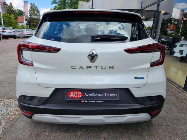 Renault CAPTUR 1.6 E-Tech Hybrid Intens | 145pk | Automaat | Camera | Parelmoer | Zeer nette staat!