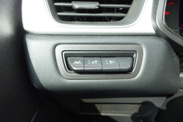 Renault CAPTUR 1.3 TCE Techno Automaat 17.000 km !!