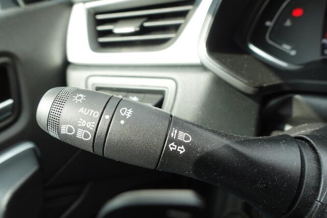 Renault CAPTUR 1.3 TCE Techno Automaat 17.000 km !!