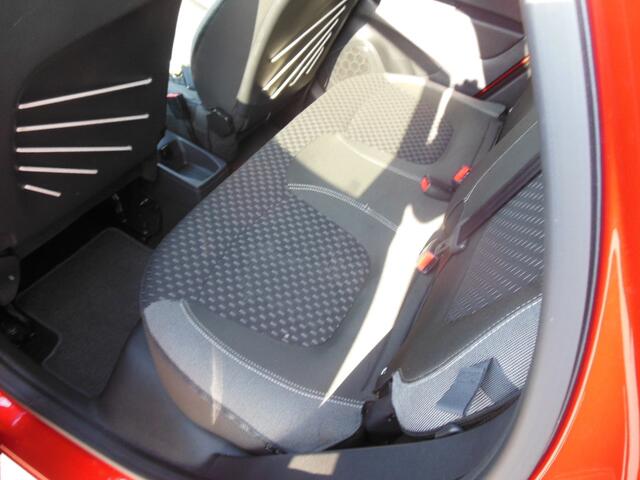 Renault CAPTUR 0.9 TCe Intens Staat in Hoogeveen