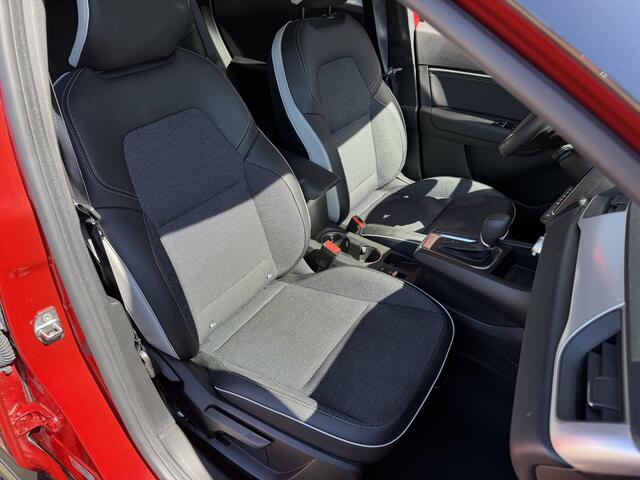 Renault CAPTUR 1.3 TCe 140 EDC automaat Intens | adaptieve cruise | winterpakket | groot Easylink | tijdelijk gratis Top Afleverpakket twv Eur 695