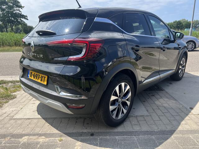 Renault CAPTUR 1.0 TCe 100 Bi-Fuel Intens / Keyless / Bose / Voorruitverw. / Cruise / Camera /