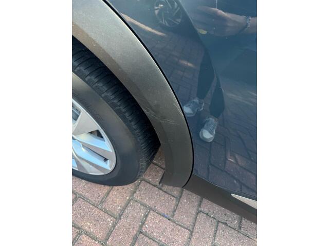 Renault CAPTUR 1.0 TCe 100 Intens | metallic lak | LM velgen | clima | navigatie