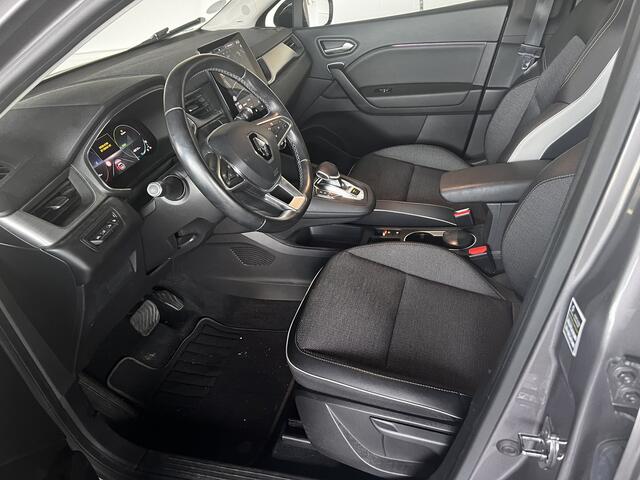 Renault CAPTUR 1.6 E-Tech Plug-in Hybrid 160 Intens / BOSE / Stoelverwarming / Camera / Carplay