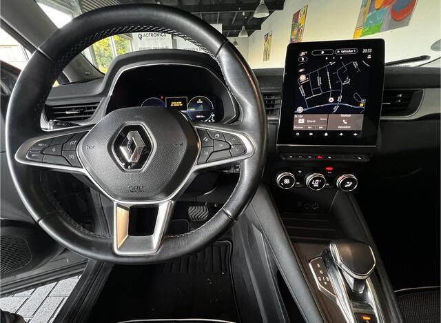 Renault CAPTUR 1.6 E-Tech Plug-in Hybrid 160 Intens / BOSE / Stoelverwarming / Camera / Carplay