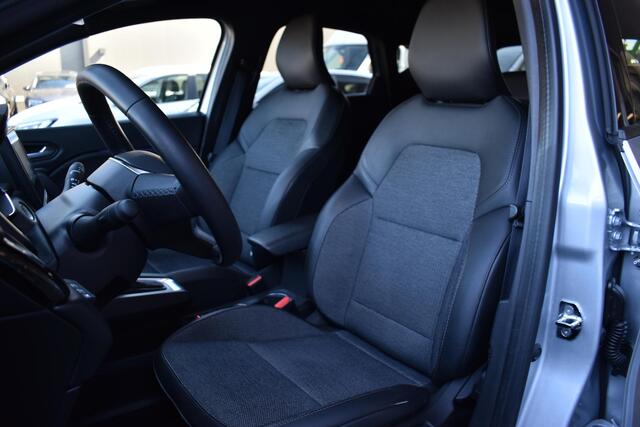 Renault CAPTUR E-Tech Hybrid 145 Rive Gauche | AUTOMAAT | CAMERA | NAVI | CRUISE CONTROL | APPLECARPLAY/ANDROIDAUTO | CLIMATE CONTROL | PDC | LMV